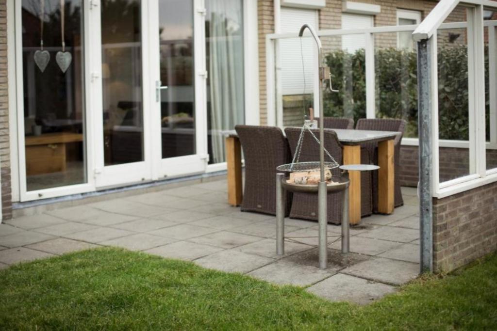 Weidevilla Xxl ฮอลลุม ภายนอก รูปภาพ
